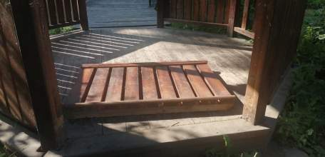 Глава города Евгений Боровских вновь призвал ельчан к бережному отношению к объектам благоустройства