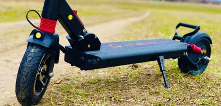 В Ельце задержан пьяный водитель электросамоката без прав