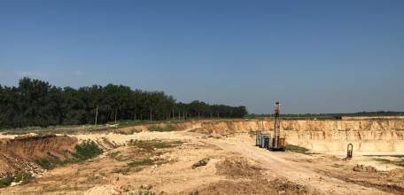 В Краснинском районе в субботний день на Рождественском карьере взрывать стали ежечасно!