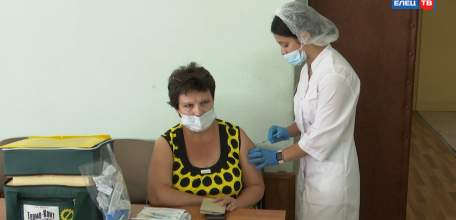 В Ельце продолжается прививочная кампания против новой коронавирусной инфекции