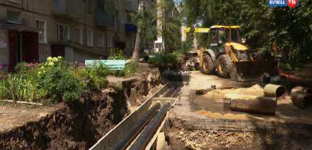 На улице Радиотехнической идут масштабные работы по замене теплосети