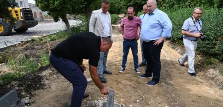 Глава Ельца провел очередное выездное совещание