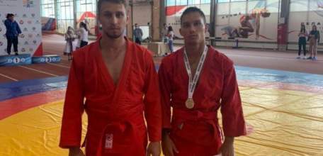 Елецкие самбисты завоевали две медали на фестивале национальных и неолимпийских видов спорта