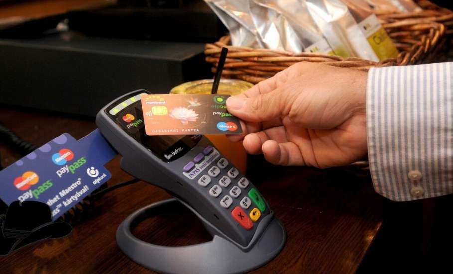 Елецкие полицейские раскрыли кражу денежных средств с банковской карты