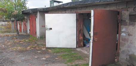 У ельчанина обокрали гараж