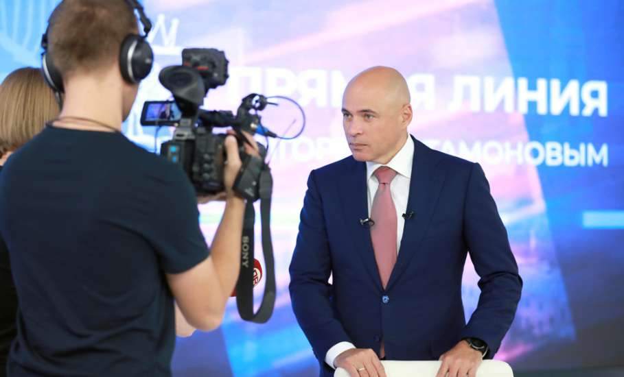 Игорь Артамонов почти два часа отвечал на вопросы жителей Липецкой области в прямом эфире