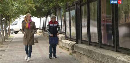 «Один день из жизни Ельца»: к юбилею города открылась фотовыставка Дмитрия Зверева