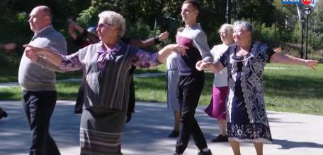 «Забыли про давление»: пенсионеры из Ельца постигают секреты здорового долголетия