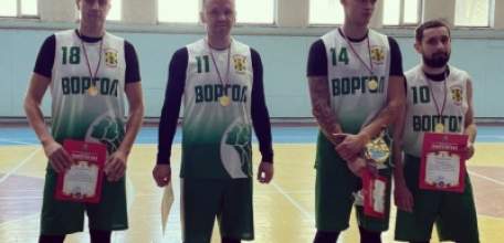 Команда Елецкого района "Воргол" завоевала кубок Чемпионата Липецкой области по уличному баскетболу