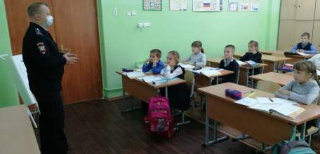 Елецкий ЛО МВД России на транспорте 15 по 24 октября 2021 года проводит профилактическую акцию «Безопасная дорога домой!»