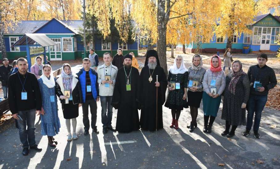 В детском оздоровительном лагере "Белая березка" состоялся первый Православный молодежный форум