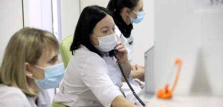 Поликлиники с 30 октября по 7 ноября будут работать по специальному графику