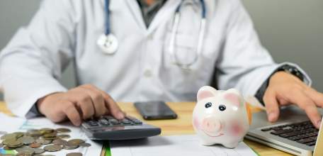 Врачи Липецкой области смогут получить дополнительную ежемесячную выплату