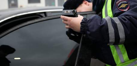 25-26 октября в Елецком районе сотрудники ГИБДД проверяли тонировку автотранспорта