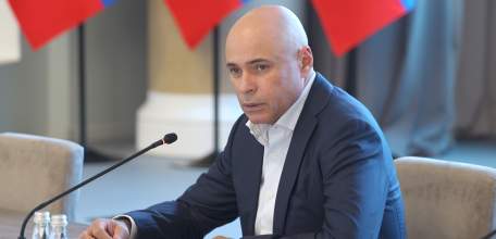 Игорь Артамонов сообщил о привлечении студентов-волонтеров для помощи медикам