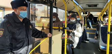 Контроль масочного режима на транспорте в Липецкой области усиливается