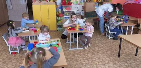 В детский сад в выходные: в дошкольных учреждениях Ельца будут работать дежурные группы