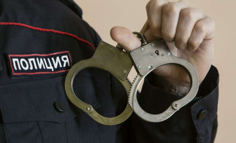 В Ельце задержан гражданин с наркотиками