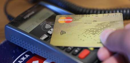 В Елецком районе местный житель стал фигурантом уголовного дела о краже денег с банковского счета