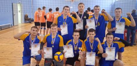 Елецкий лицей сферы бытовых услуг занял второе место в Первенстве по волейболу среди команд профессиональных образовательных учреждений