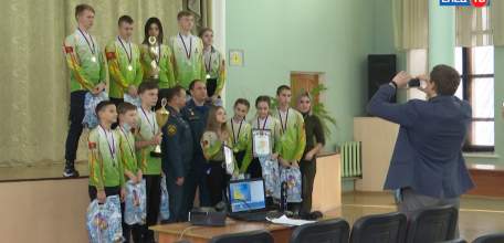 Первый! Второй!: елецким командам юных спасателей вручили заслуженные награды