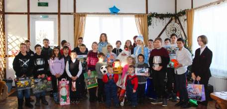 В Археологическом парке «Аргамач» состоялось новогоднее представление для детей-сирот и детей, оставшихся без попечения родителей