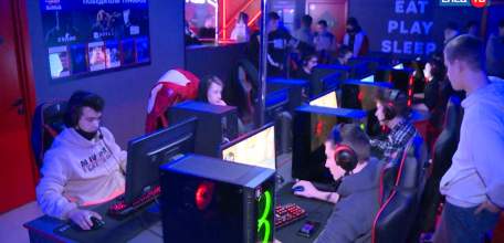 Реальные участники виртуальных соревнований: в Ельце прошёл турнир покиберспорту