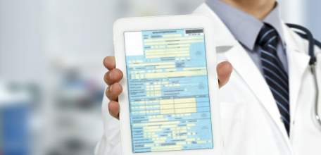 Примут ли к оплате в ФСС бумажные больничные, выданные в 2021 году?