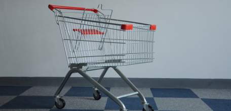 Прокуратура Ельца  добилась устранения нарушений при формировании цен на продовольственные товары в одном из сетевых магазинов