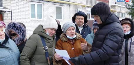 В проблемах жителей многоквартирных домов разбиралась Госжилинспекция: Елец посетил и.о. руководителя Юрий Букреев