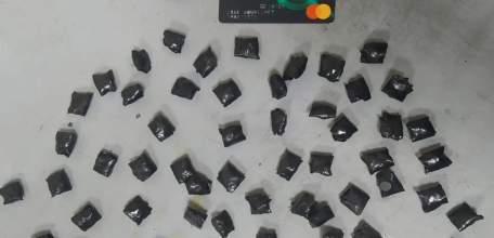 В Ельце наркополицейские задержали гражданина республики Таджикистан, хранившего при себе свыше 40 грамм запрещенного вещества