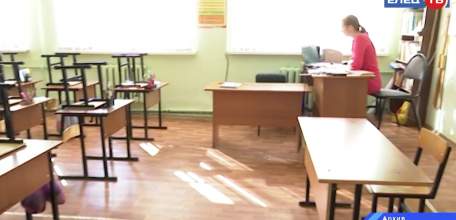 Из-за коронавируса в 8 школах Ельца ученики уходят на «дистанционку»