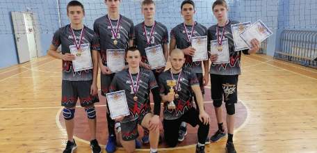 Юношеская сборная Ельца стала победителем первенства Липецкой области по волейболу в зачет Спартакиады школьников