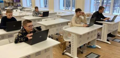 После каникул обучающиеся Центра «Стратегия» приступили к занятиям в соответствии с расписанием