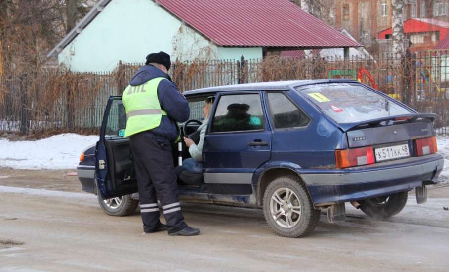 Липецкие автоинспекторы проверят безопасность перевозки детей в автомобилях на дорогах региона
