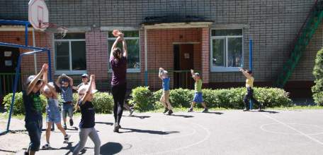 Депутаты облсовета предлагают установить новые выплаты для работников дошкольного образования