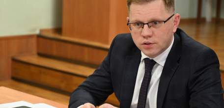 Константин Востриков обсудил реализацию нацпроектов и федеральных программ с мэром Ельца