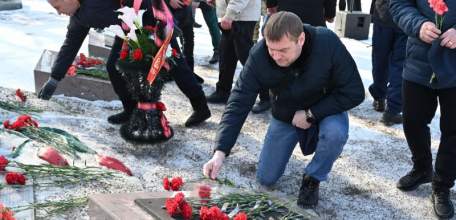 В Ельце отдали дань памяти воинам, исполнявшим свой долг за пределами Отечества