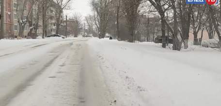 Прощальный подарок зимы коммунальщикам: на уборку снега брошена вся спецтехника