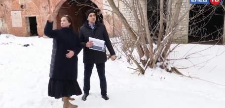 Депутат Госдумы Татьяна Дьяконова осмотрела исторические объекты Ельца, одобренные для финансирования банком БРИКС