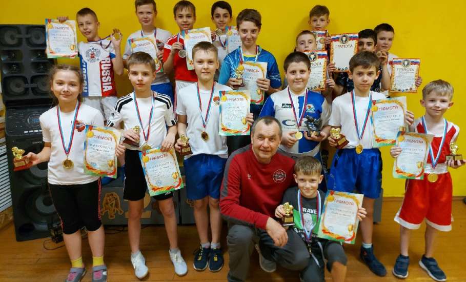 Юные боксёры клуба «КРИСТАЛЛ ЕЛЕЦ» достойно выступили на соревнованиях!