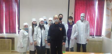 В Елецком медицинском колледже прошло мероприятие в рамках социальной акции «Прогноз безопасности»