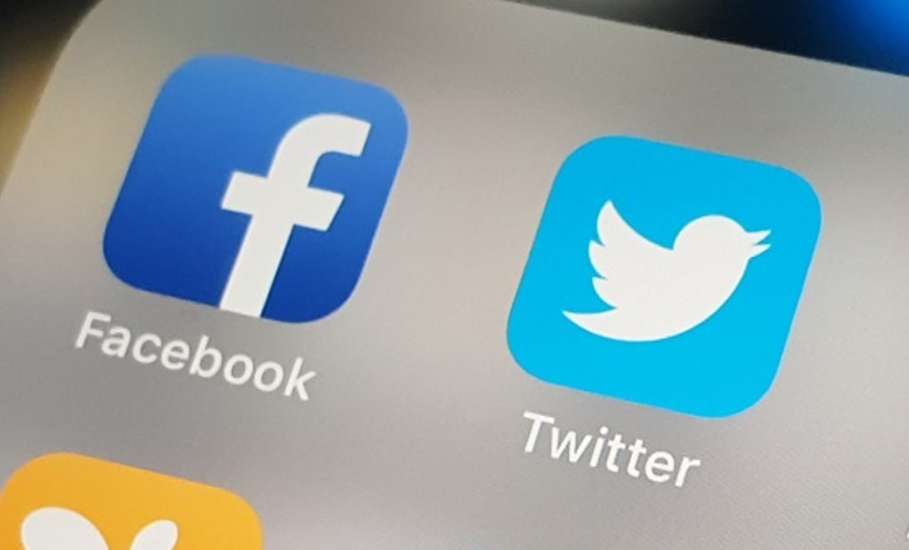 Роскомнадзор заблокировал Twitter и Facebook на территории России