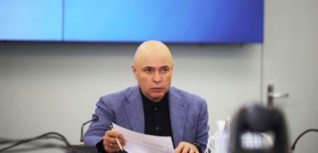 Игорь Артамонов сообщил о мерах, принимаемых антикризисным штабом региона