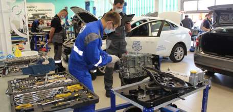 Около 200 миллионов рублей будет направлено на поддержку рынка труда в Липецкой области