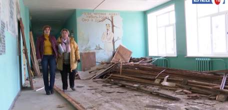 Снимают полы, утепляют фасад: в лицее №5 начались ремонтные работы