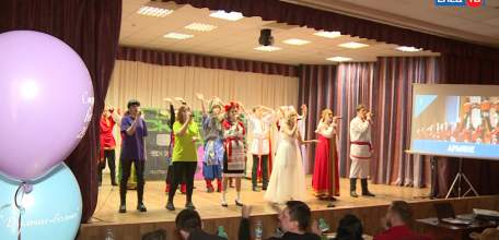 «Культурная весна»: в Елецком медколледже прошел городской этап фестиваля студенческого творчества