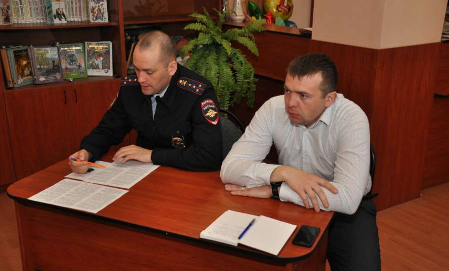 Полиция Ельца проводит мероприятия в рамках оперативно-профилактической операции "Дети России - 2022"