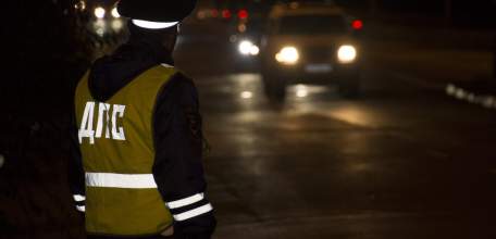 Сотрудники ГИБДД Елецкого района 4-5 мая 2022 г. выявили 25 нарушений ПДД, из них 3 в части не использования световозвращающих элементов