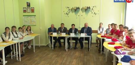 «Люди Артека»: гимназия №97 присоединилась к акции, посвященной 100-летию Международного детского центра